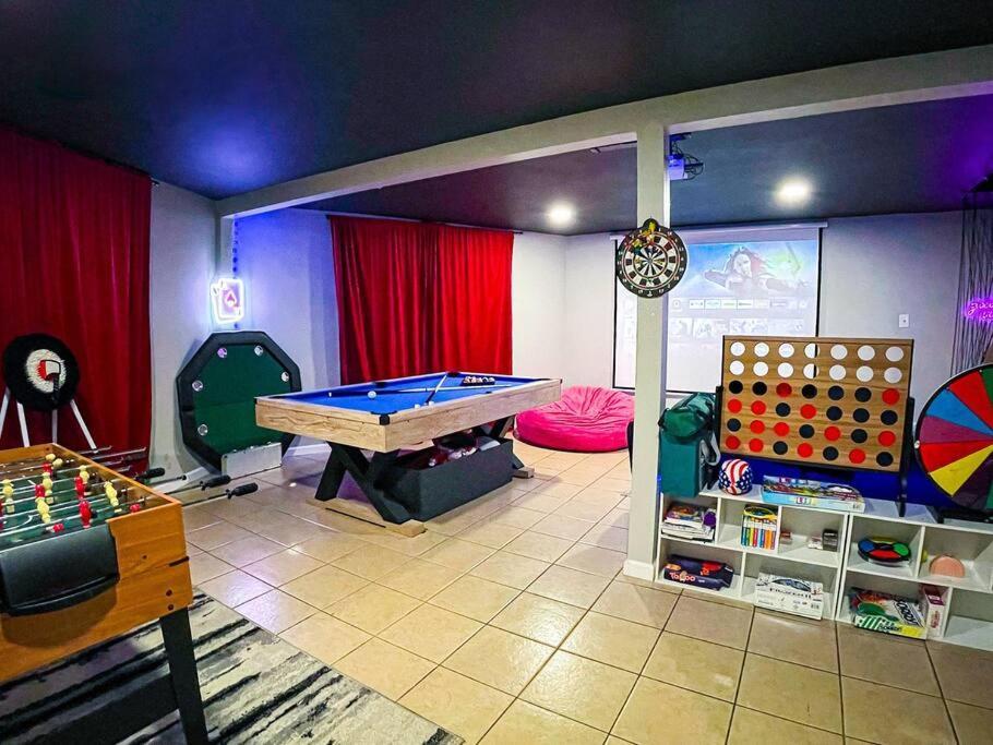 Chalet Zen Oasis Retreat Sauna/hotub/firepit/fun/gameroom